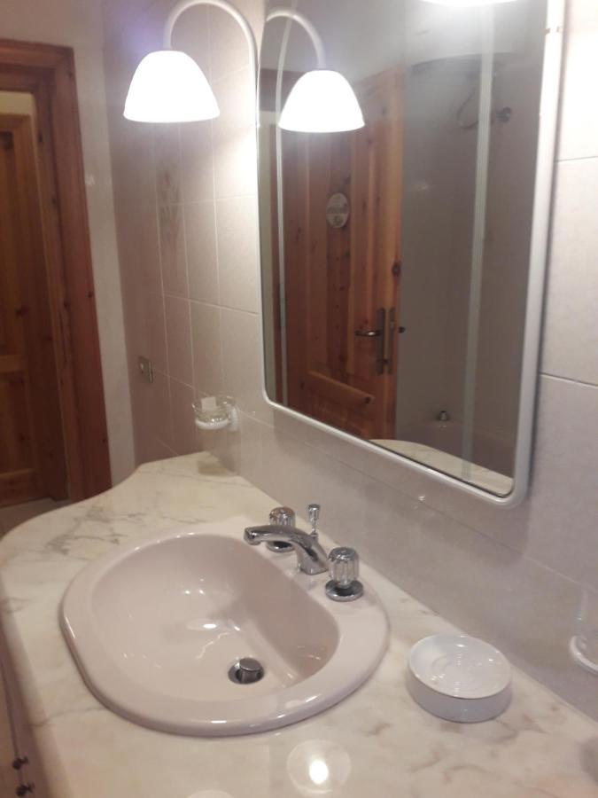 B&B Nuraghes Olbia Ngoại thất bức ảnh